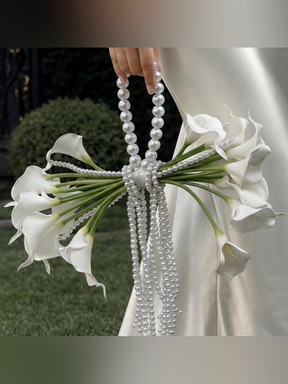 Calla Lily Bridal Bouquet with Pearl Handle, Bridal Pearly Wedding Bouquet